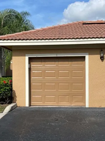 $212,000 | 3746 Northwest Adriatic Lane, Unit 308, Jensen Beach, FL 34957