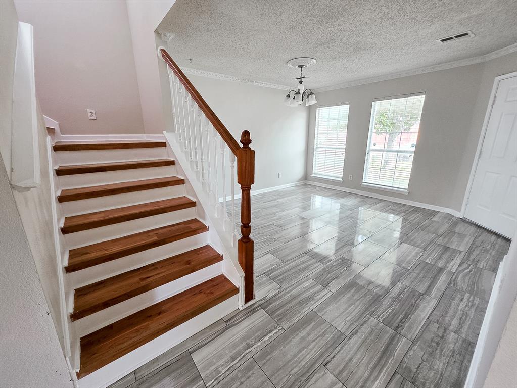 8309 Toler Trail Dallas, TX 75249 - Photo 5 of 22