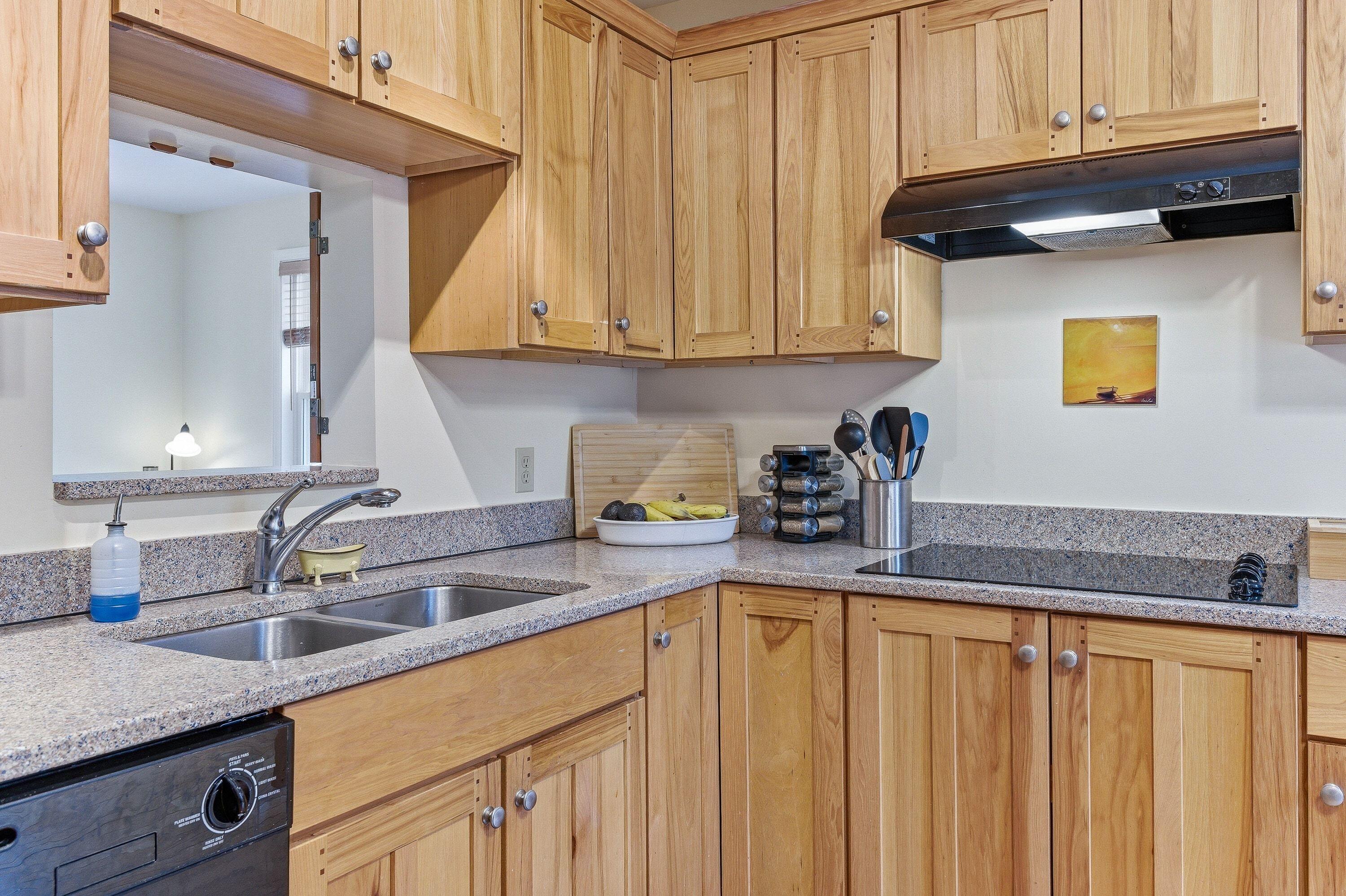 60 Pine Hill Road South, Unit 318 Ogunquit, ME 03907 - Photo 5 of 29 Kitchen pass thru
