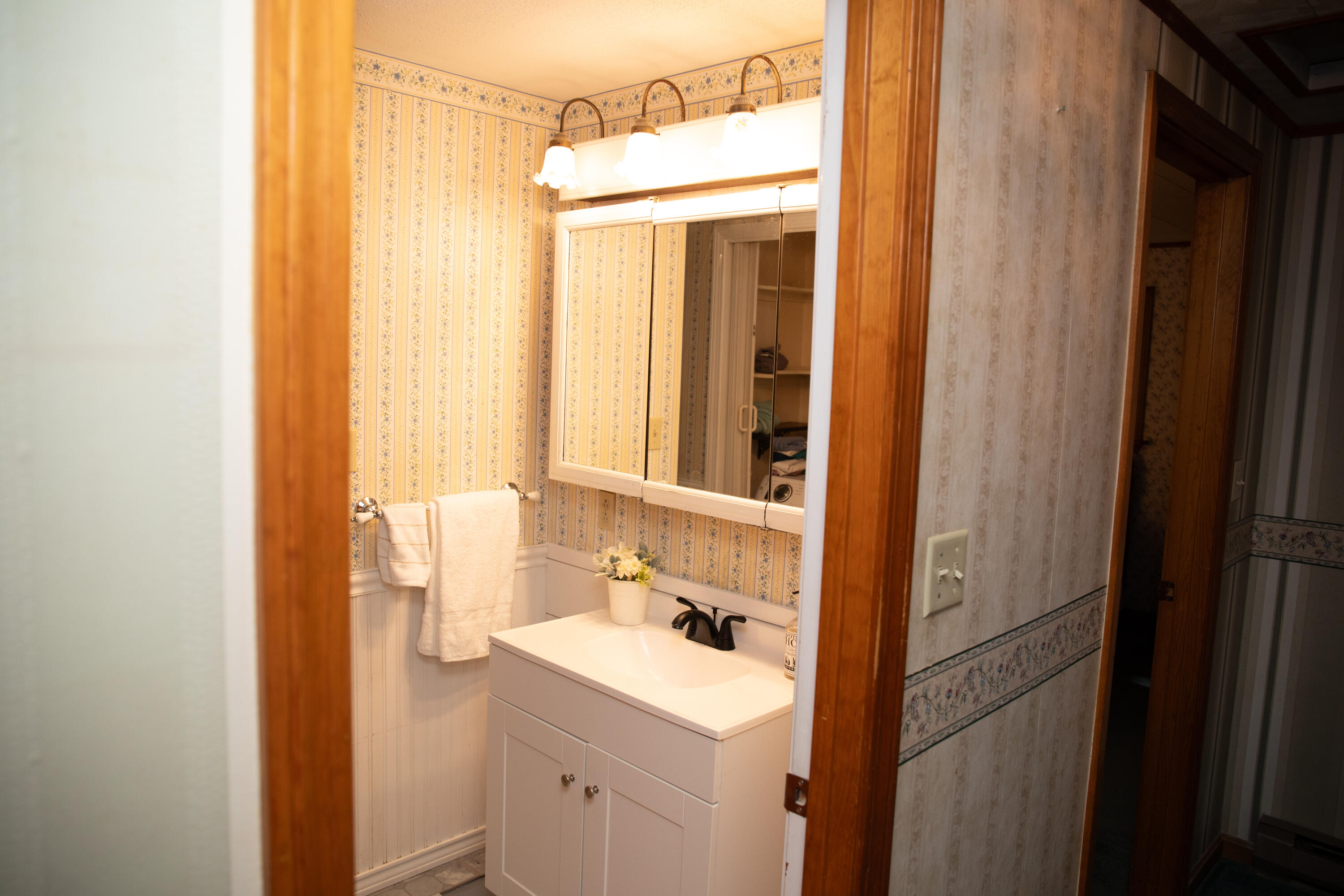 23 Nichols Road East Boothbay, ME 04544 - Photo 23 of 30 Bathroom