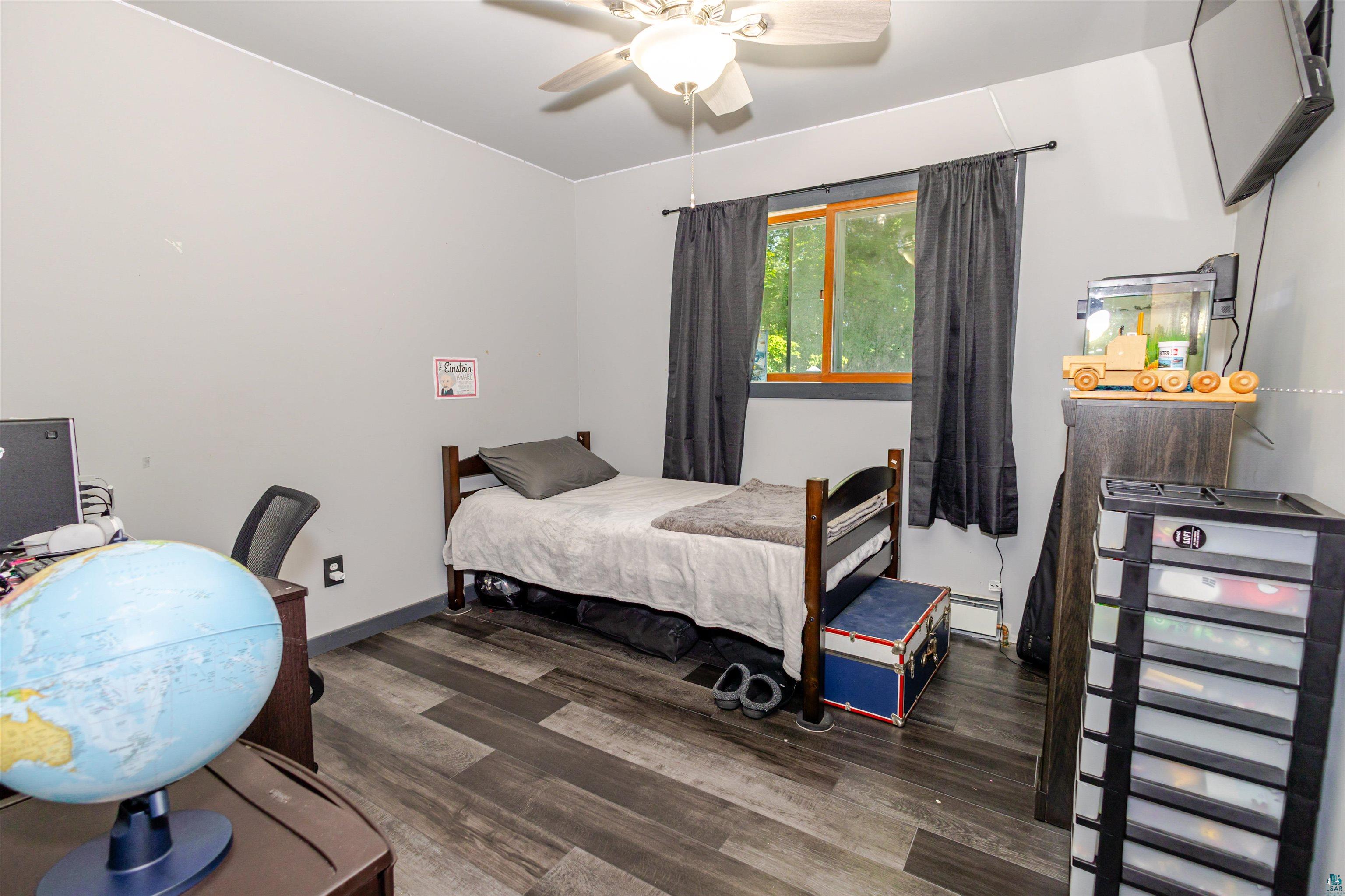 5539 South Darrow Road Superior, WI 54880 - Photo 14 of 19 Bedroom 2