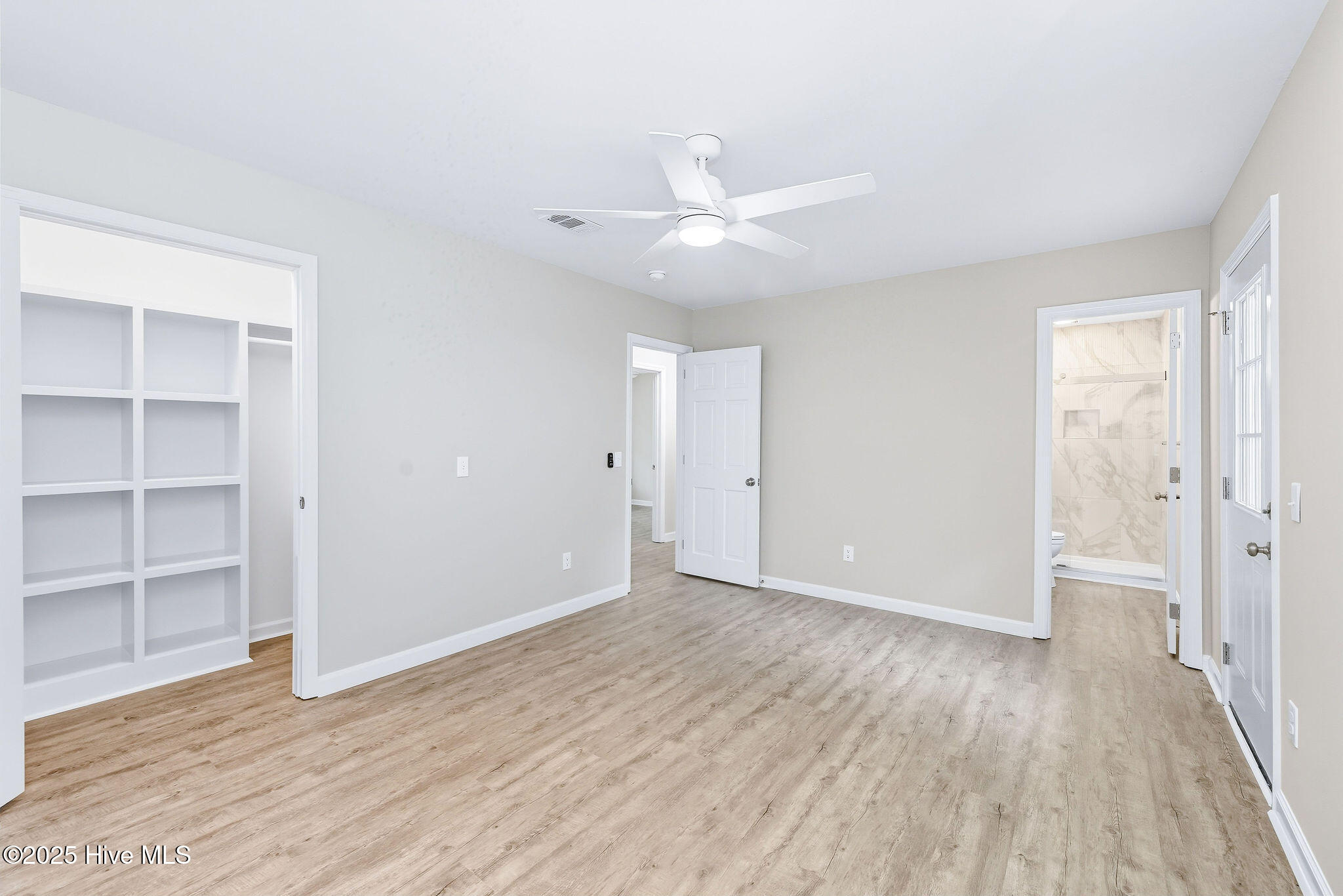 322 Windemere Road Wilmington, NC 28405 - Photo 13 of 46 Primary Bedroom