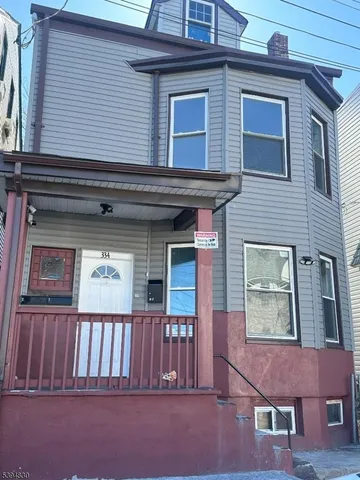 $2,300 | 334 11th Avenue, Unit 2, Paterson, NJ 07514
