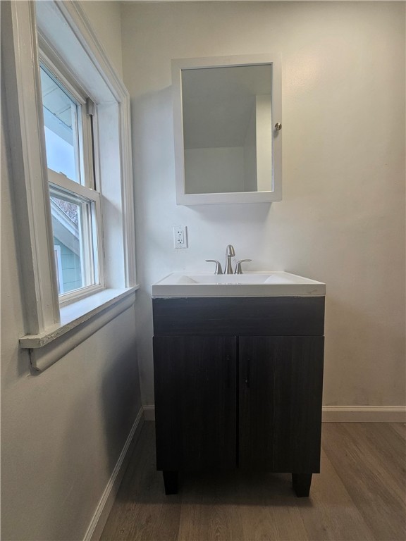 823 Jay Street Rochester, NY 14611 - Photo 22 of 26 2nd Floor Full Bath