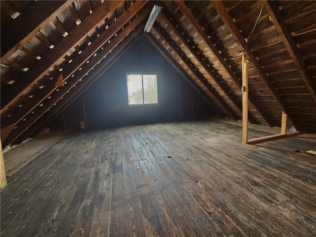 823 Jay Street Rochester, NY 14611 - Photo 23 of 26 Attic