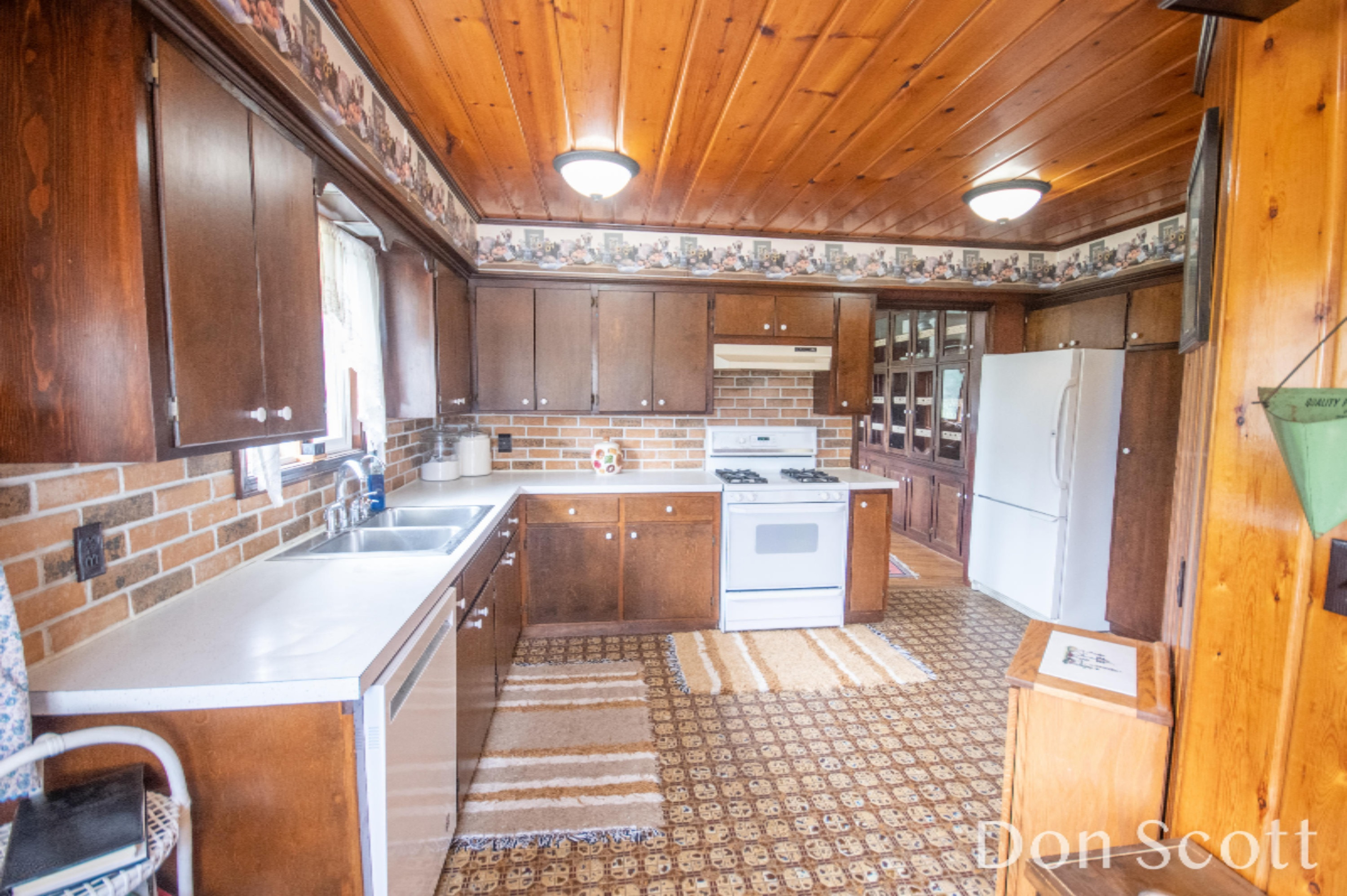 10511 Heights Ravenna Road Ravenna, MI 49451 - Photo 11 of 27 KMH_3756