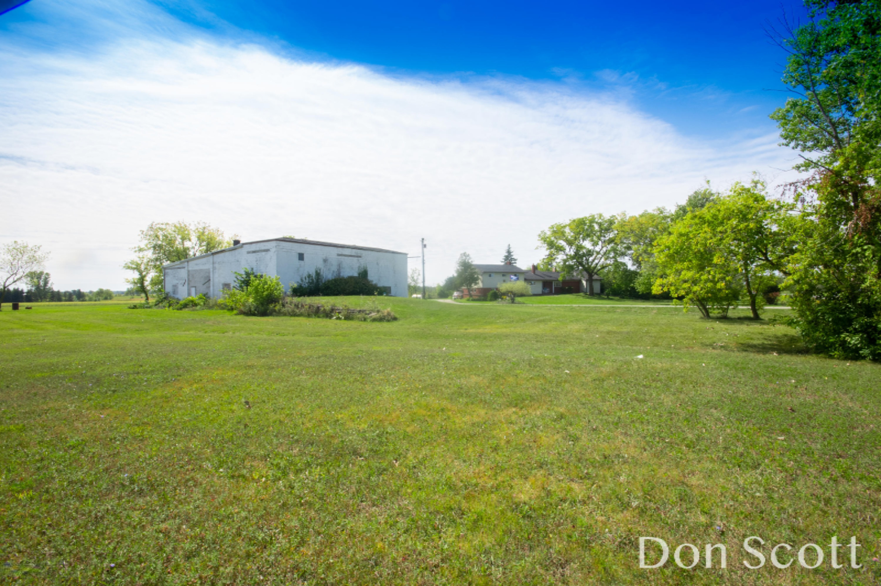 10511 Heights Ravenna Road Ravenna, MI 49451 - Photo 3 of 27 KMH_3691