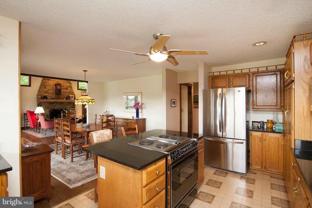8504 Edgewood Church Road Frederick, MD 21702 - Photo 11 of 30 Kitchen