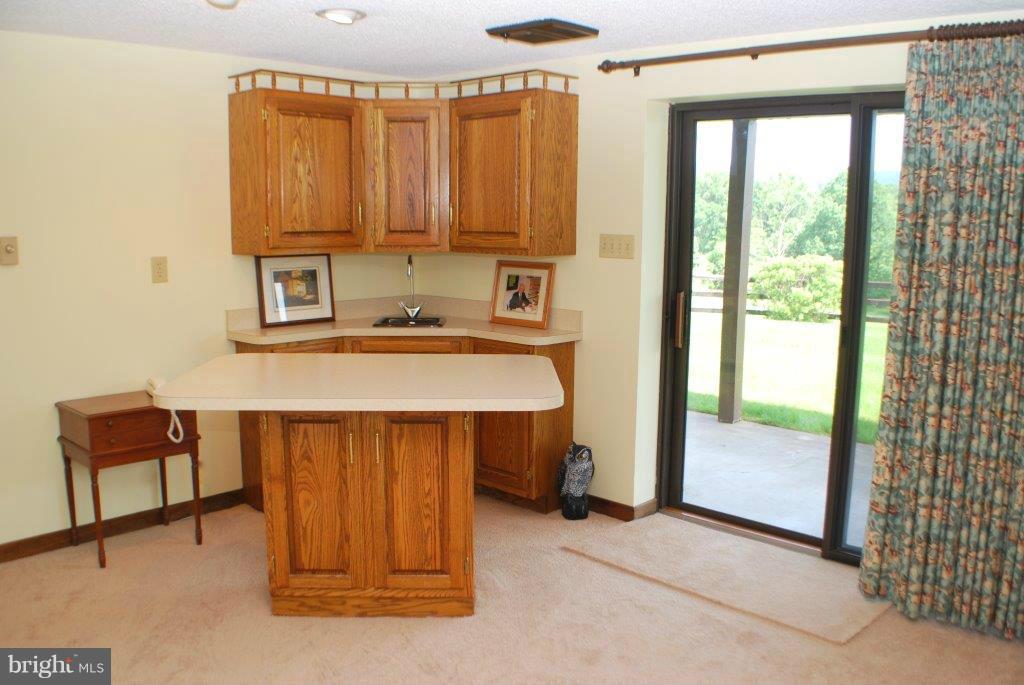 8504 Edgewood Church Road Frederick, MD 21702 - Photo 20 of 30 Finished LL Wet Bar