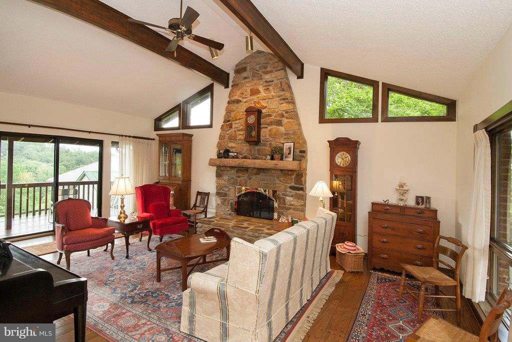 8504 Edgewood Church Road Frederick, MD 21702 - Photo 7 of 30 Family Room