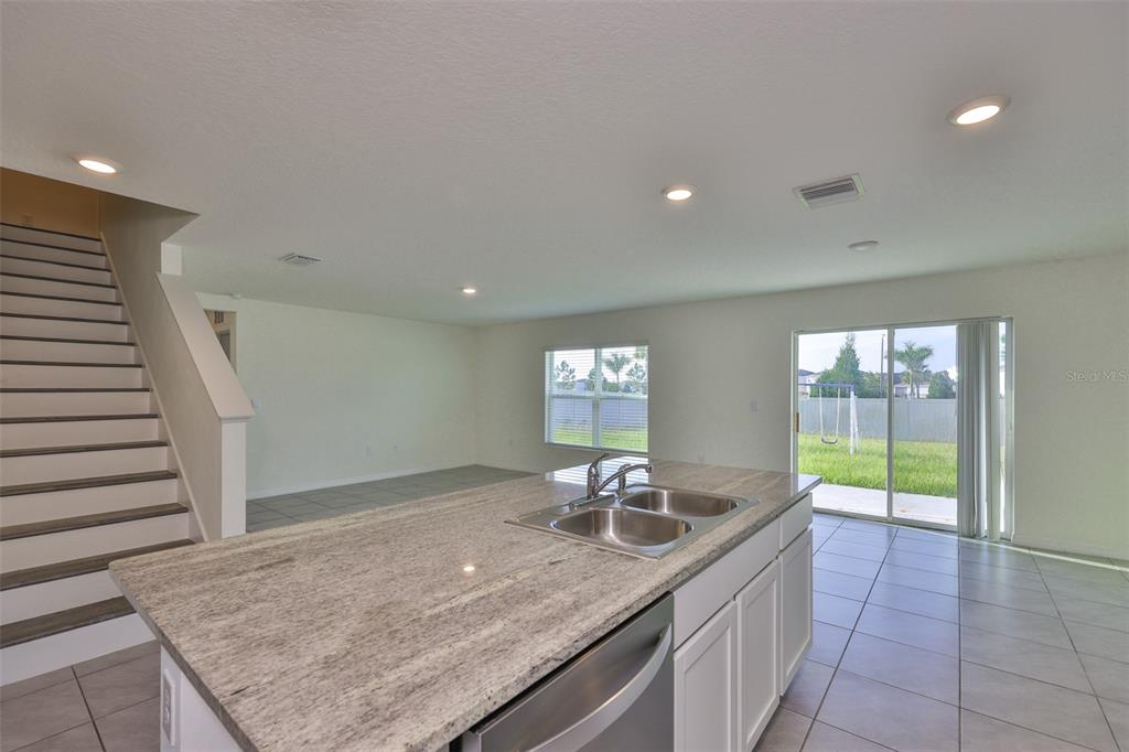 12159 Kingsley Trail Parrish, FL 34219 - Photo 16 of 42