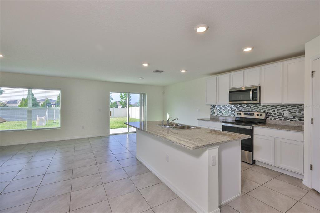 12159 Kingsley Trail Parrish, FL 34219 - Photo 8 of 42