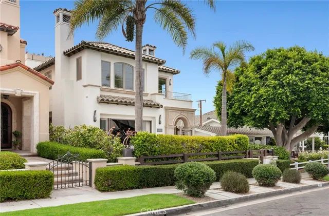 $8,295,000 | 222 Orchid Avenue, Corona del Mar, CA 92625