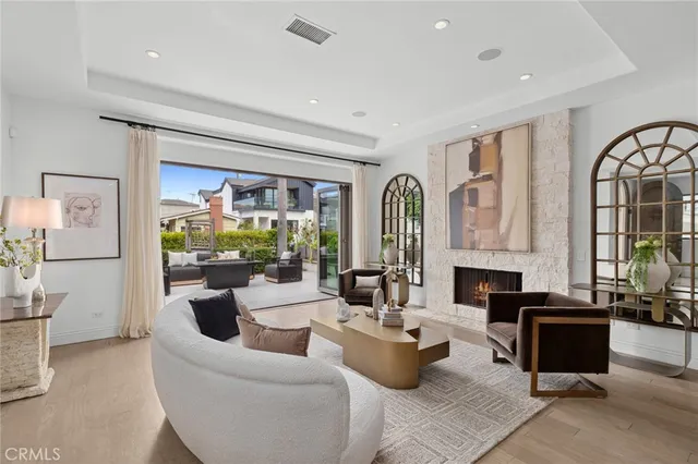$8,295,000 | 222 Orchid Avenue, Corona del Mar, CA 92625