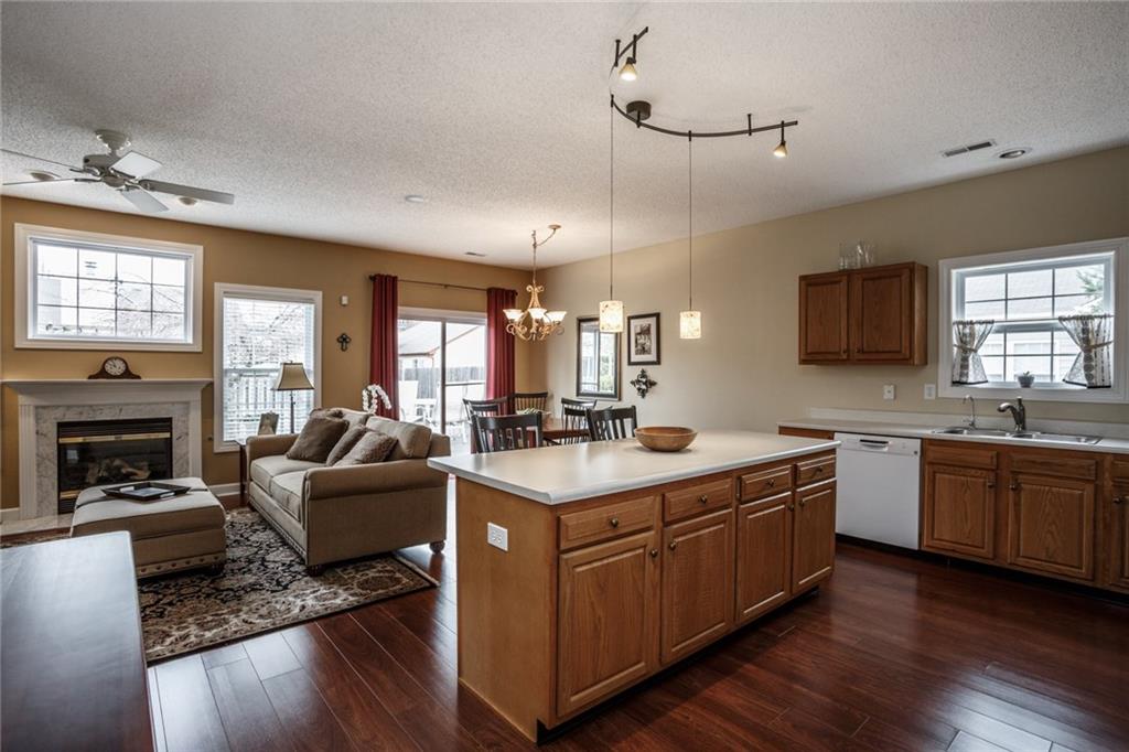 10930 Roundtree Road Fishers, IN 46037 - Photo 5 of 29 Gallery Image 5