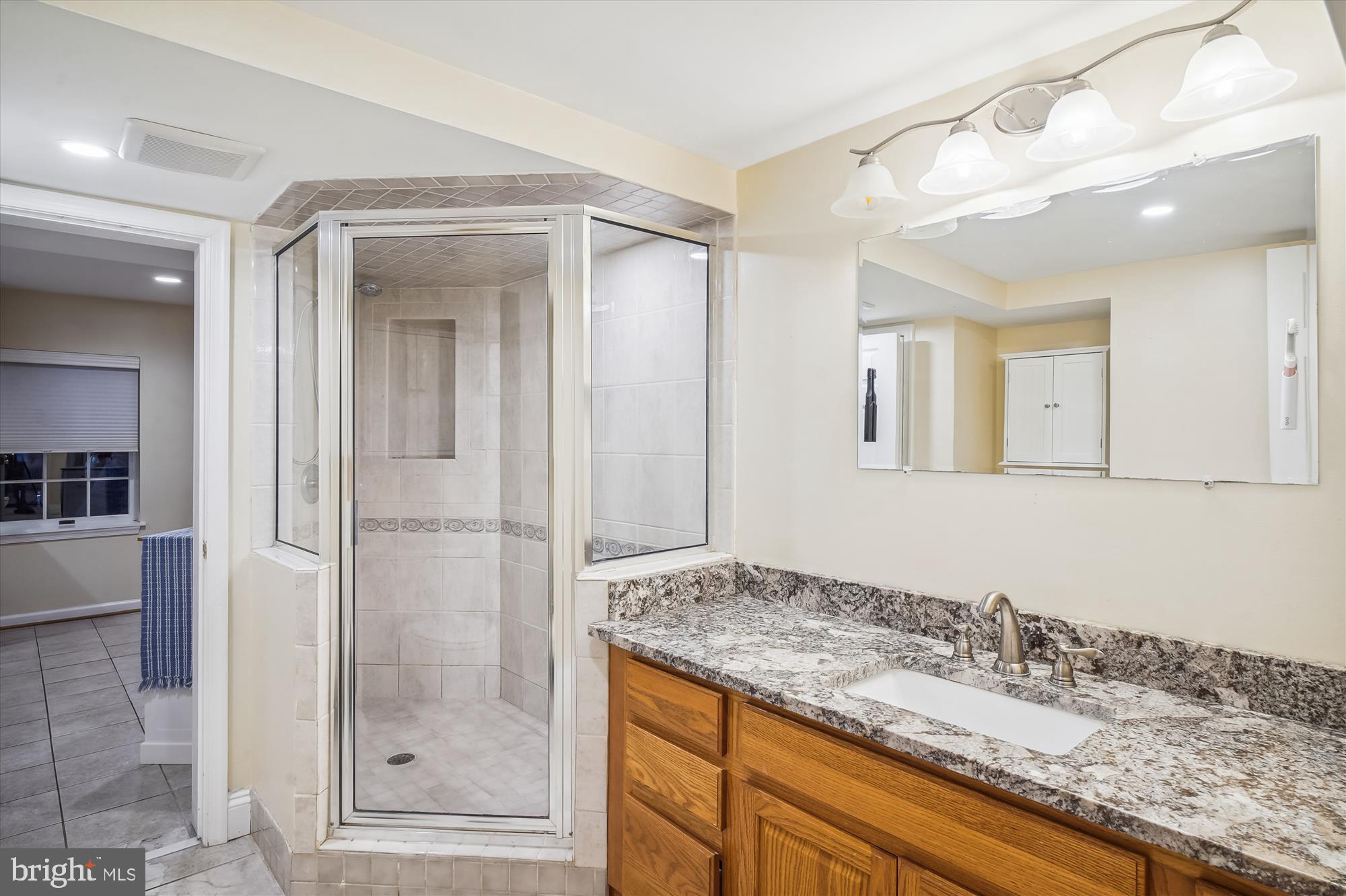 24709 Kings Valley Road Damascus, MD 20872 - Photo 60 of 110 Lower level Full Bathroom