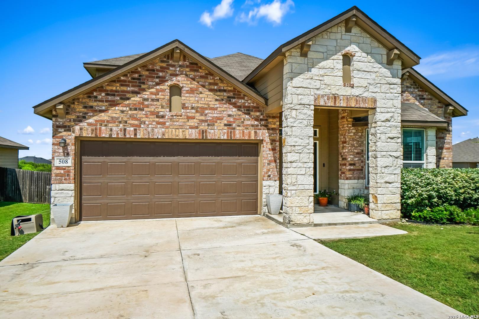 508 Swift Move Schertz, TX 78108 - Photo 2 of 35