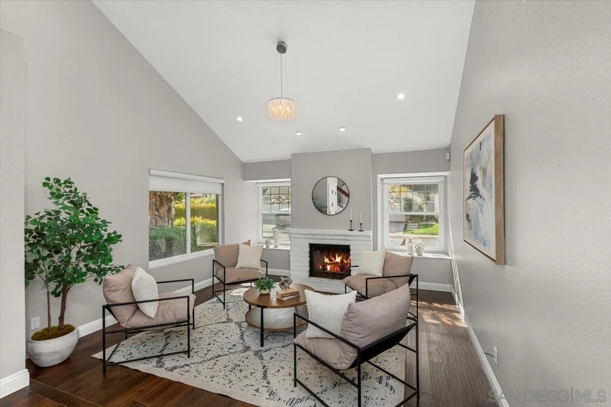 10812 Charing Cross Road Spring Valley, CA 91978 - Photo 5 of 35 Gallery Image 5