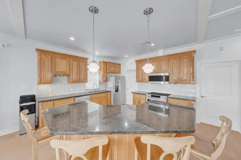 $519,000 | 128 Mar Vista Court, Surfside Beach, TX 77541