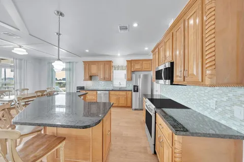 $519,000 | 128 Mar Vista Court, Surfside Beach, TX 77541