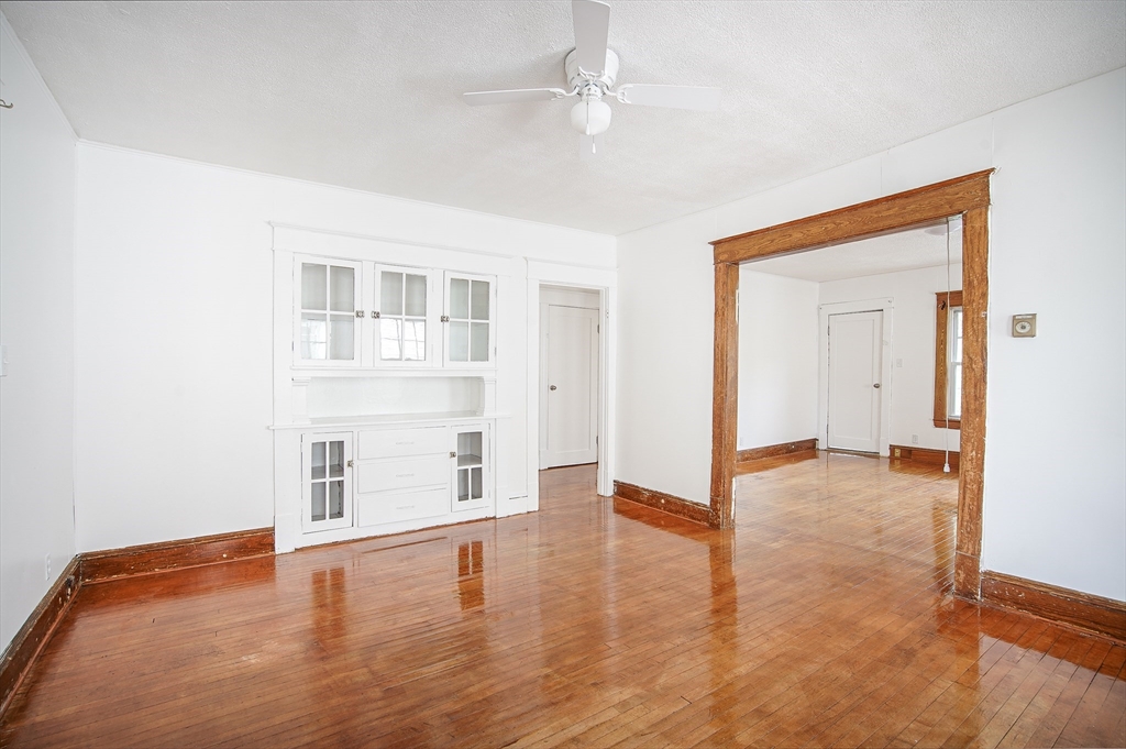 25-27 Virginia Street, Unit 27 Springfield, MA 01108 - Photo 9 of 20