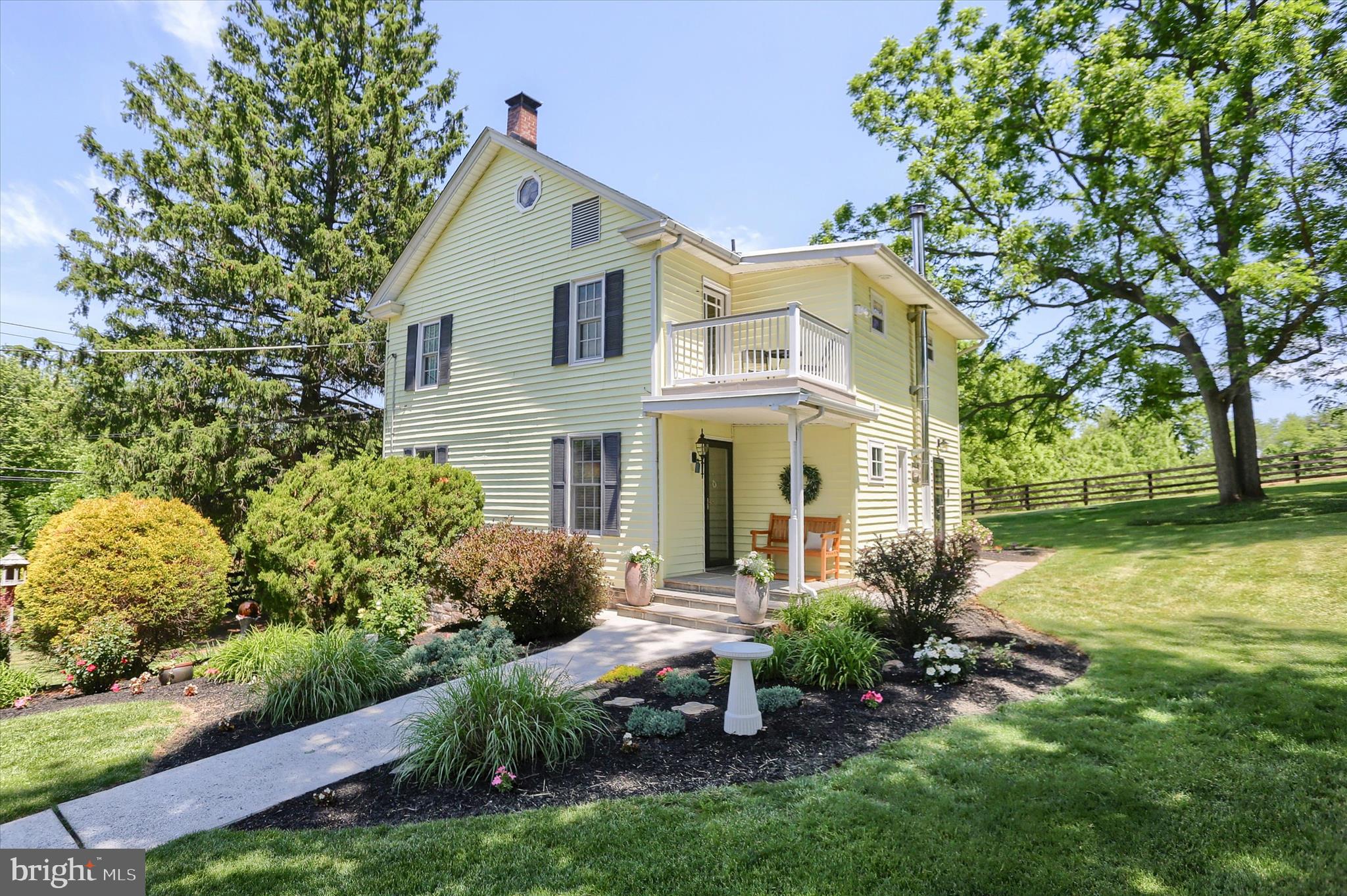 737 Piketown Road Harrisburg, PA 17112 - Photo 2 of 73 Front