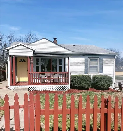 $199,000 | 1000 Kiowa Street, Leavenworth, KS 66048
