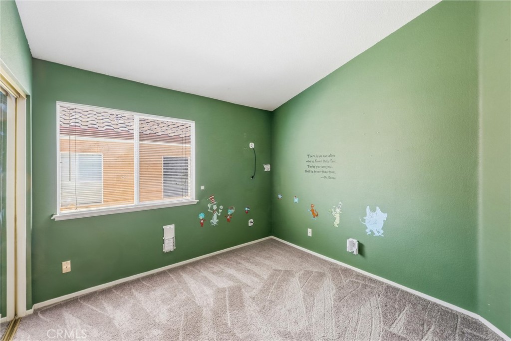11453 Plane Tree Road Fontana, CA 92337 - Photo 27 of 40