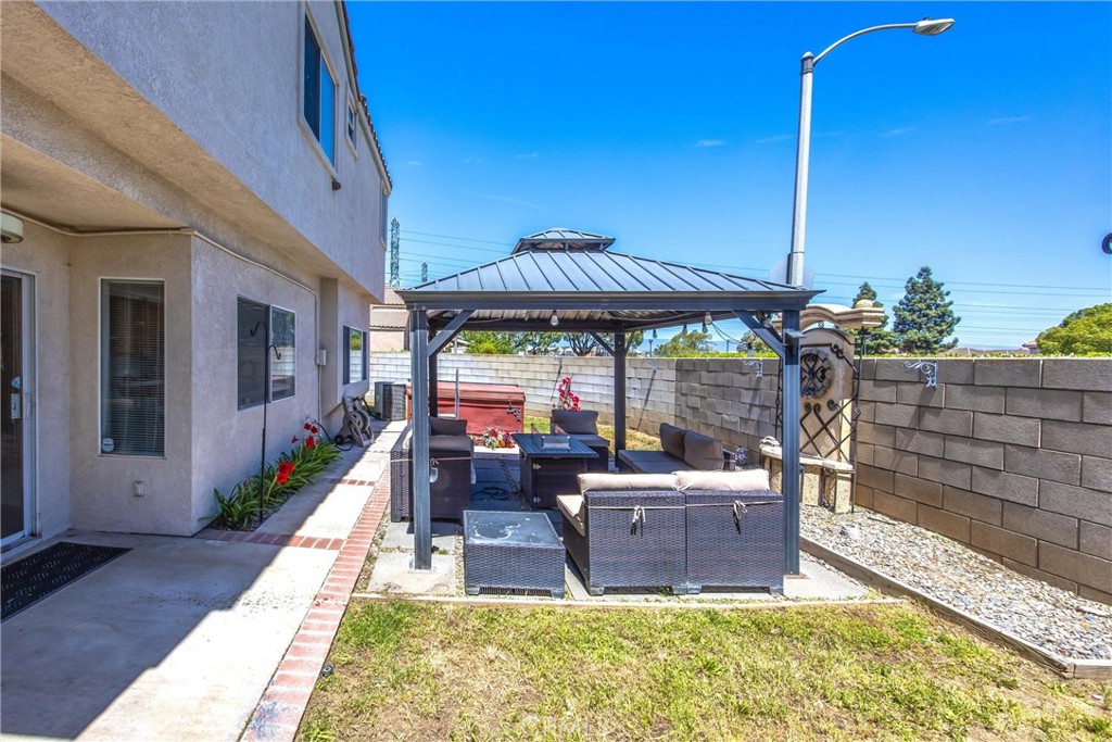 11453 Plane Tree Road Fontana, CA 92337 - Photo 35 of 40