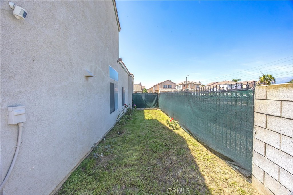 11453 Plane Tree Road Fontana, CA 92337 - Photo 39 of 40
