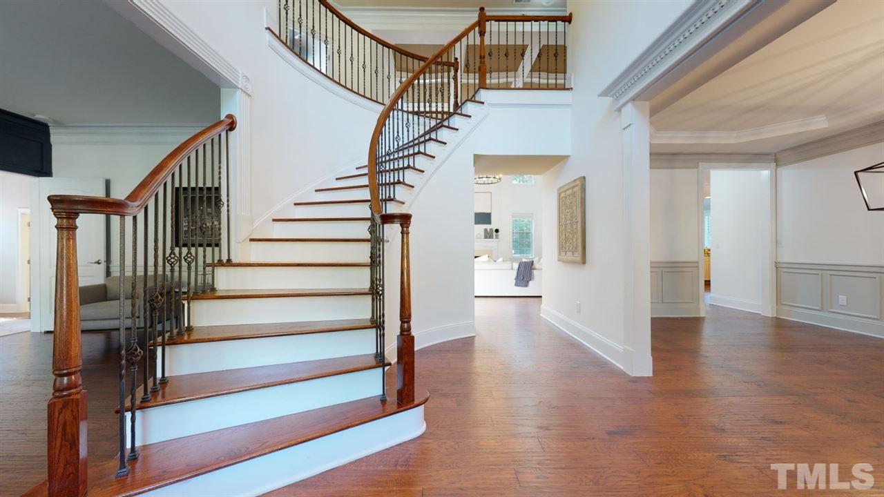 2209 Wood Cutter Court Raleigh, NC 27606 - Photo 6 of 30 Gallery Image 6