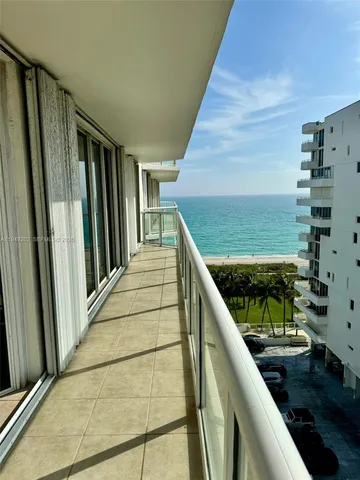 $1,055,000 | 8925 Collins Avenue, Unit 9G, Surfside, FL 33154