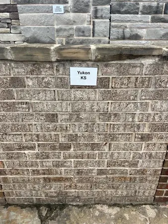 a view of a black wall