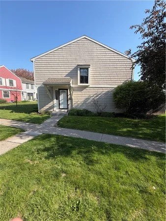 $239,900 | 42 Village Trail, Mendon, NY 14472
