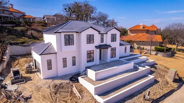 $2,395,000 | 7013 Oakmont Terrace, Fort Worth, TX 76132