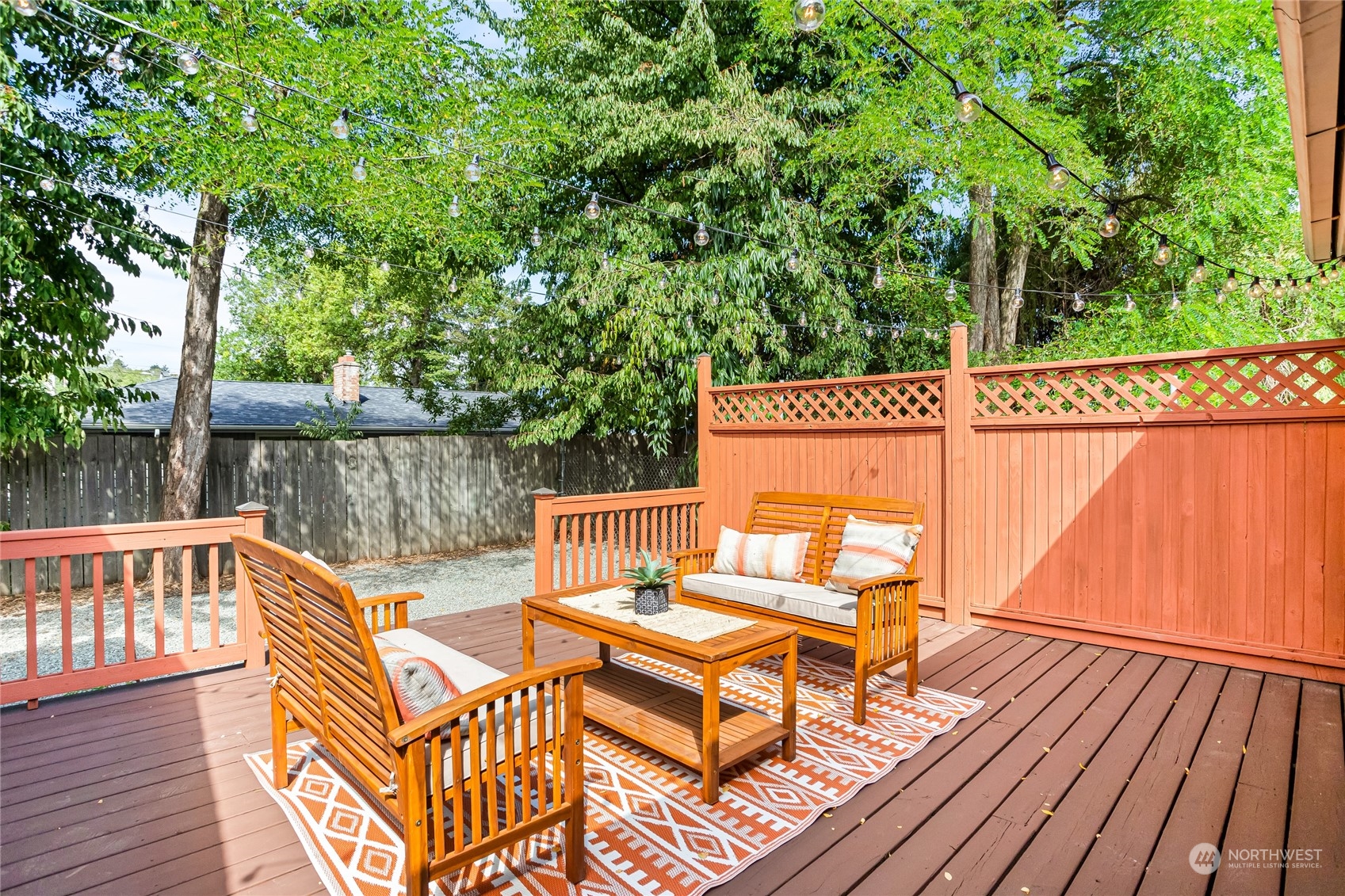 7631 46th Avenue South Seattle, WA 98118 - Photo 19 of 23