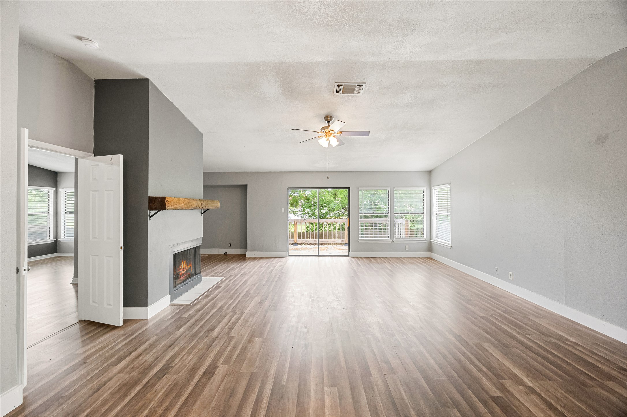 9735 Fortune Ridge Drive Converse, TX 78109 - Photo 16 of 38