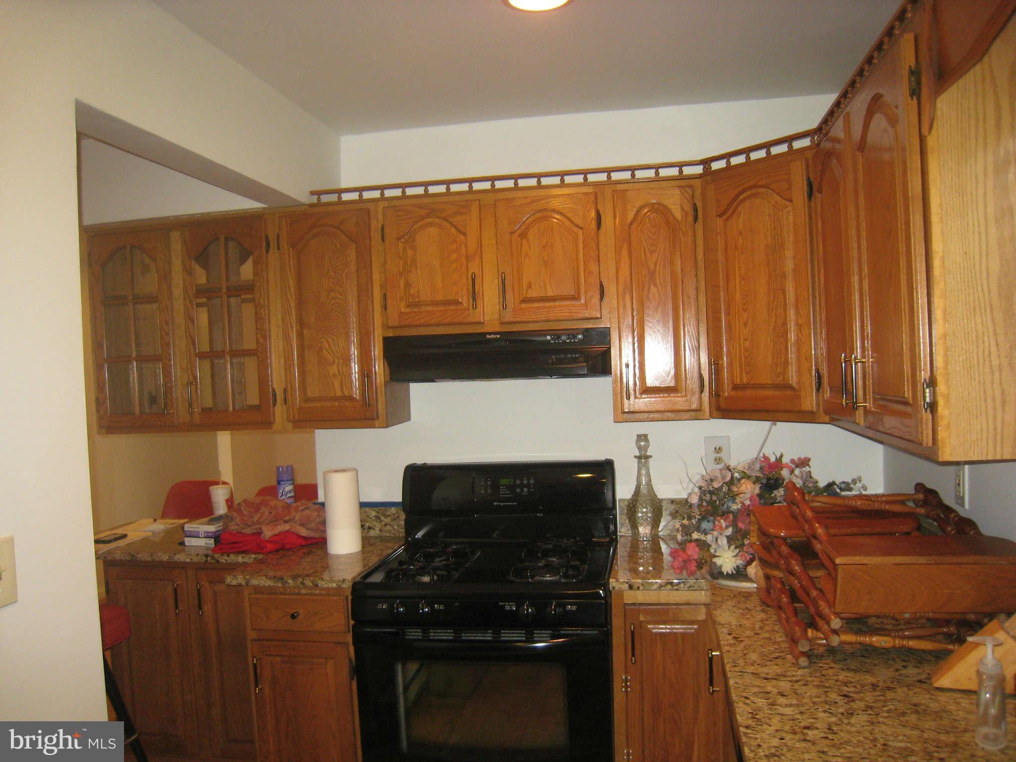 7468 Race Road Hanover, MD 21076 - Photo 4 of 18 Kitchen