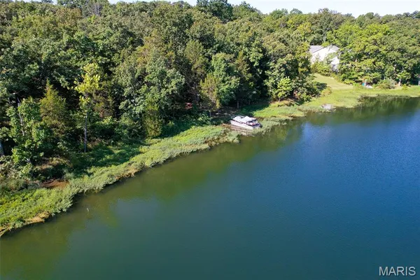 $72,000 | 609 Devonshire Lane, De Soto, MO 63020