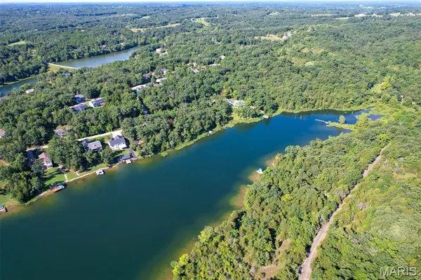 $72,000 | 609 Devonshire Lane, De Soto, MO 63020