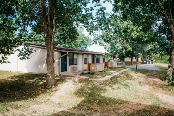 $1,010 | 2421 Madison Street, Unit 52, Clarksville, TN 37043