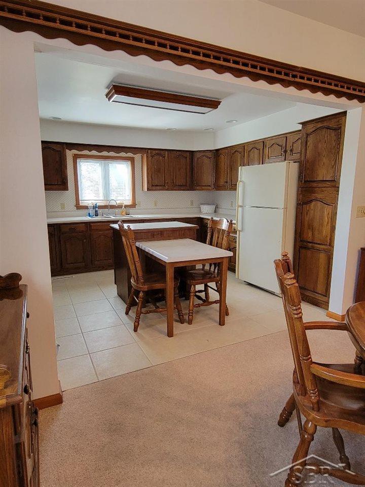 15575 Lakefield Road Hemlock, MI 48626 - Photo 2 of 21 50073122-1.JPG
