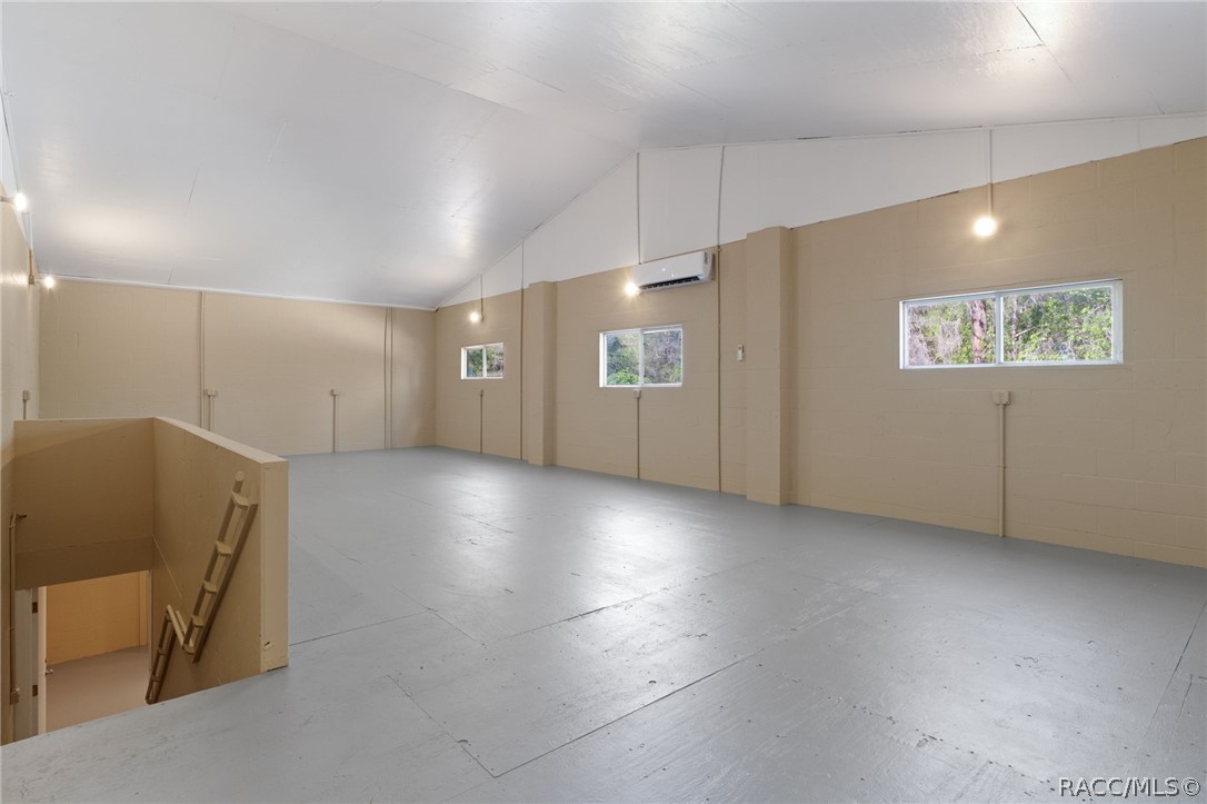 4530 South Florida Avenue Inverness, FL 34450 - Photo 71 of 100 a view of an empty room