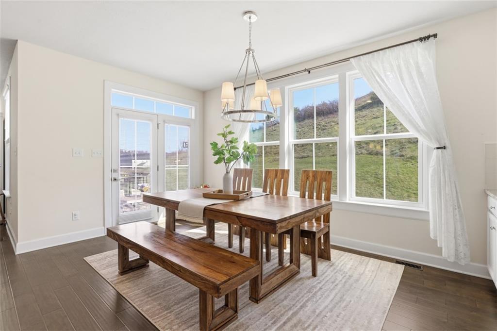 4454 Walnut Ridge Circle McDonald, PA 15057 - Photo 13 of 38