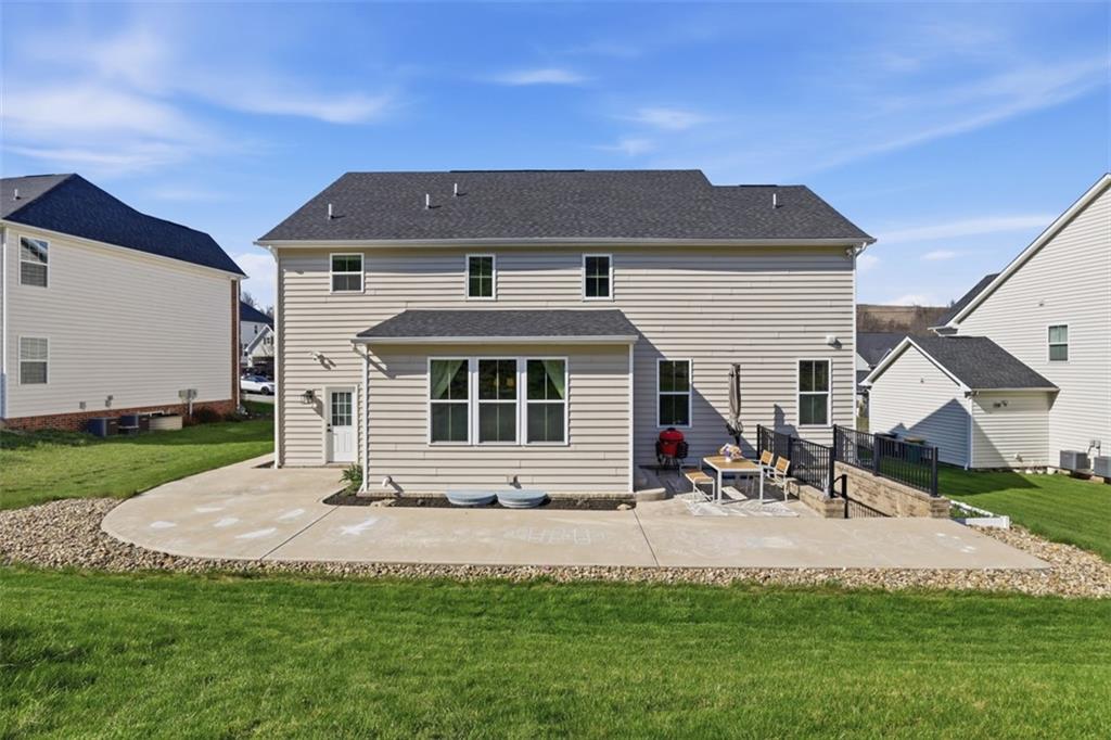 4454 Walnut Ridge Circle McDonald, PA 15057 - Photo 36 of 38