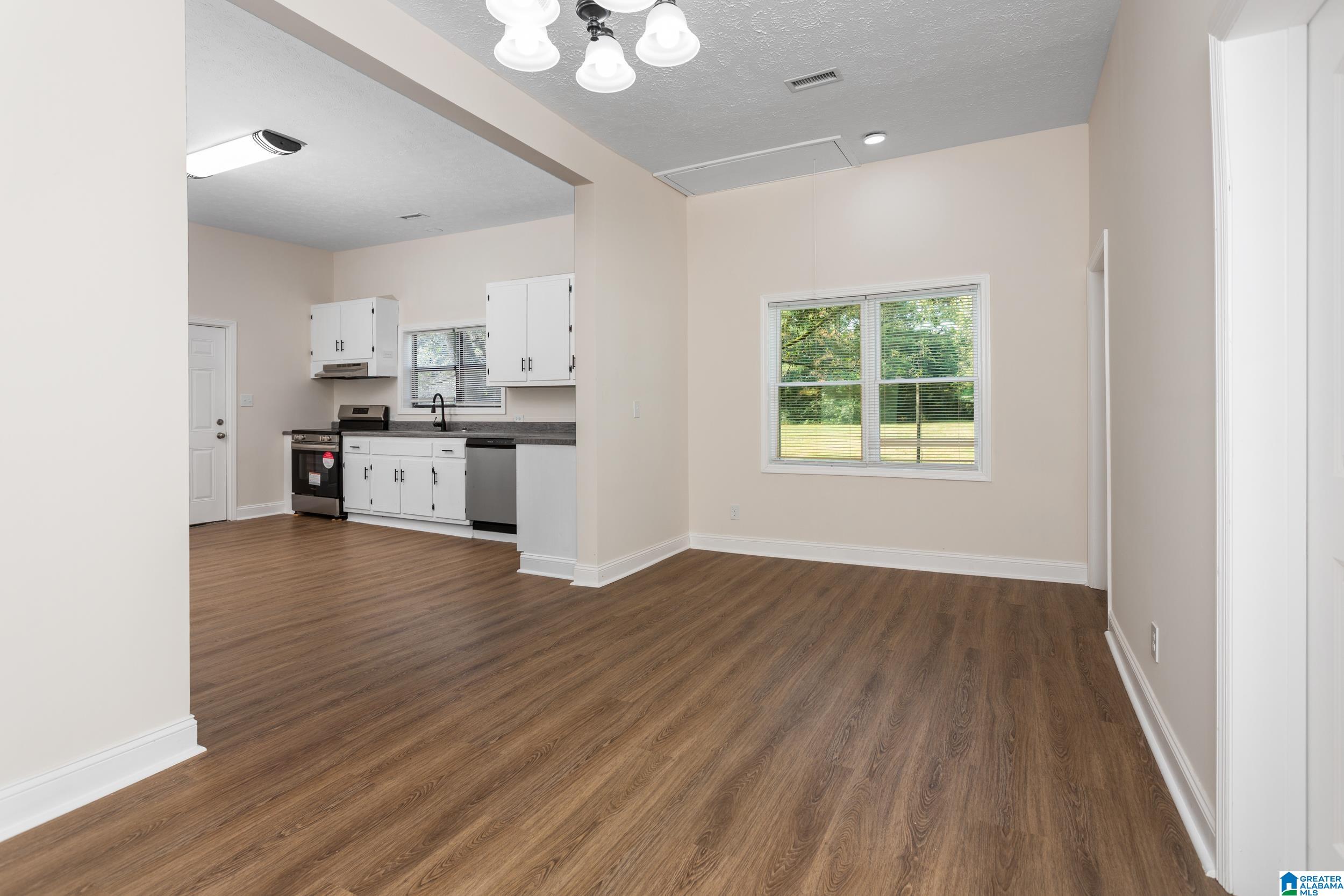 4061 Renfroe Road Talladega, AL 35160 - Photo 8 of 32