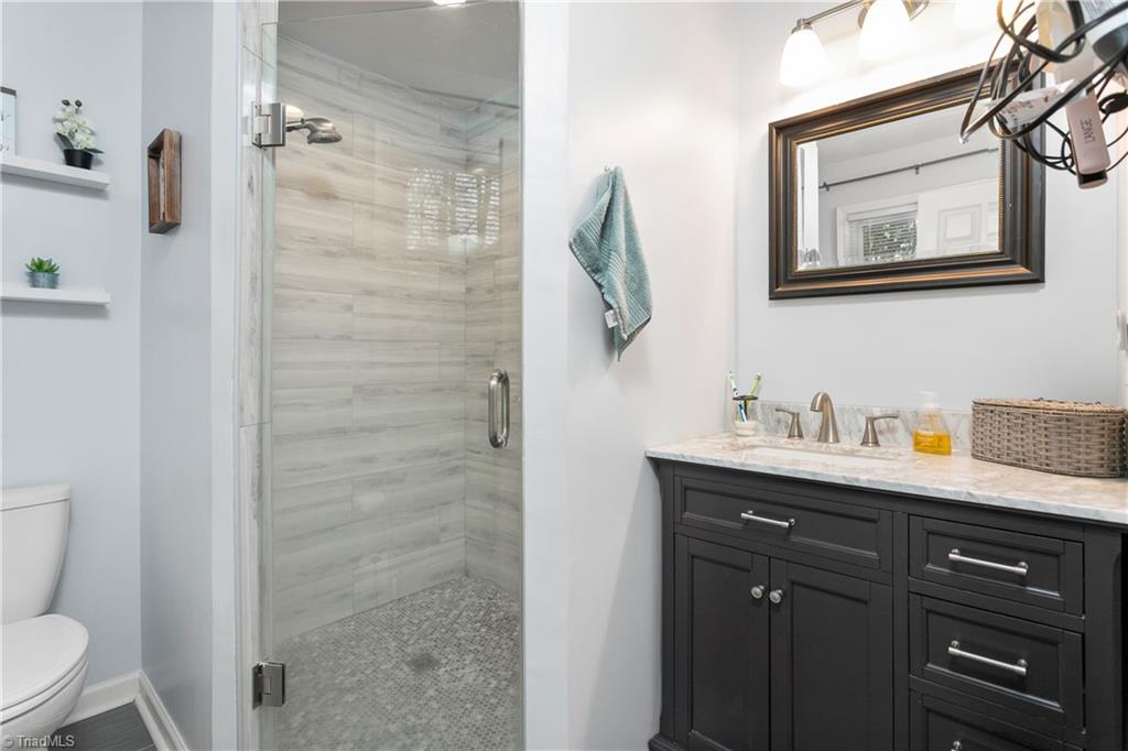 4312 Lormar Road Greensboro, NC 27406 - Photo 12 of 19 Gallery Image 12