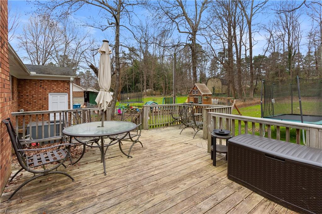 4312 Lormar Road Greensboro, NC 27406 - Photo 17 of 19 Gallery Image 17