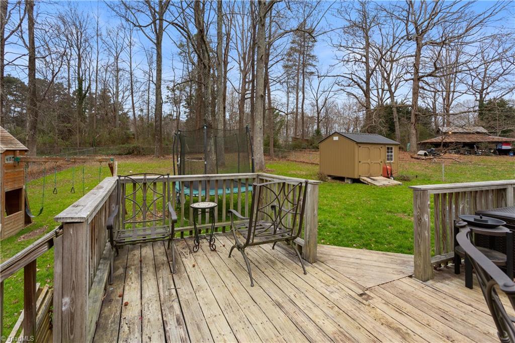 4312 Lormar Road Greensboro, NC 27406 - Photo 18 of 19 Gallery Image 18