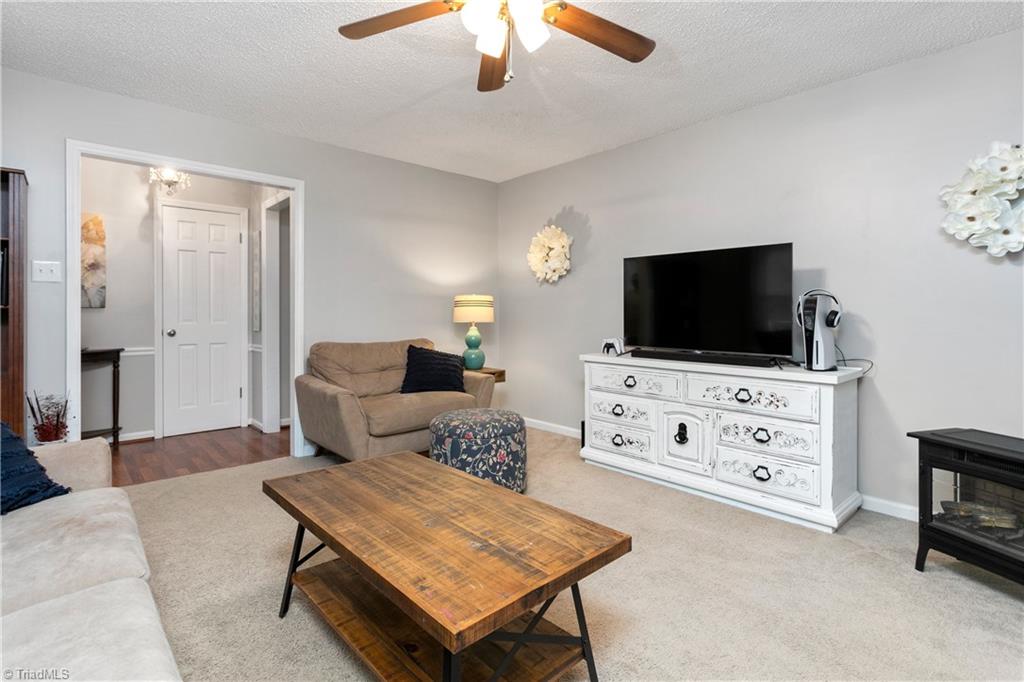 4312 Lormar Road Greensboro, NC 27406 - Photo 6 of 19 Gallery Image 6